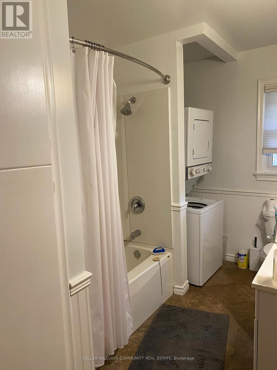 58 North Street N, Clarington (Newcastle), ON - Indoor Photo Showing Laundry Room