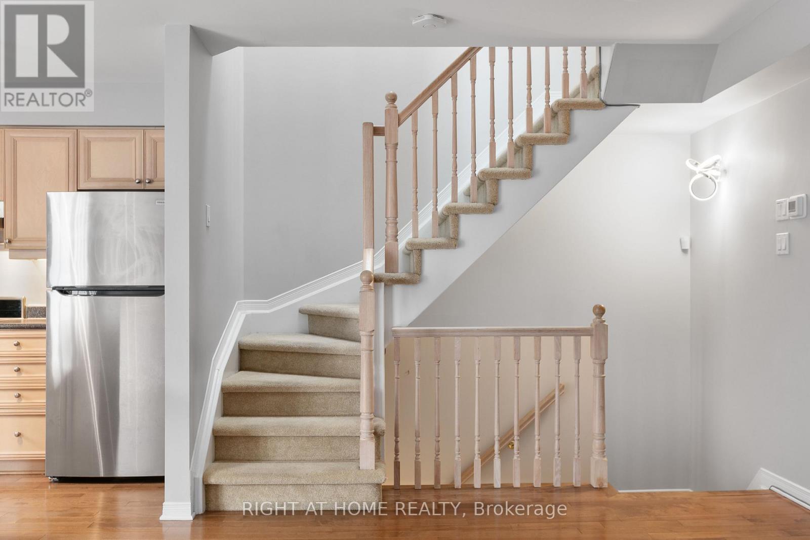 4 Thorburn Private, Ottawa, ON - Indoor Photo Showing Other Room