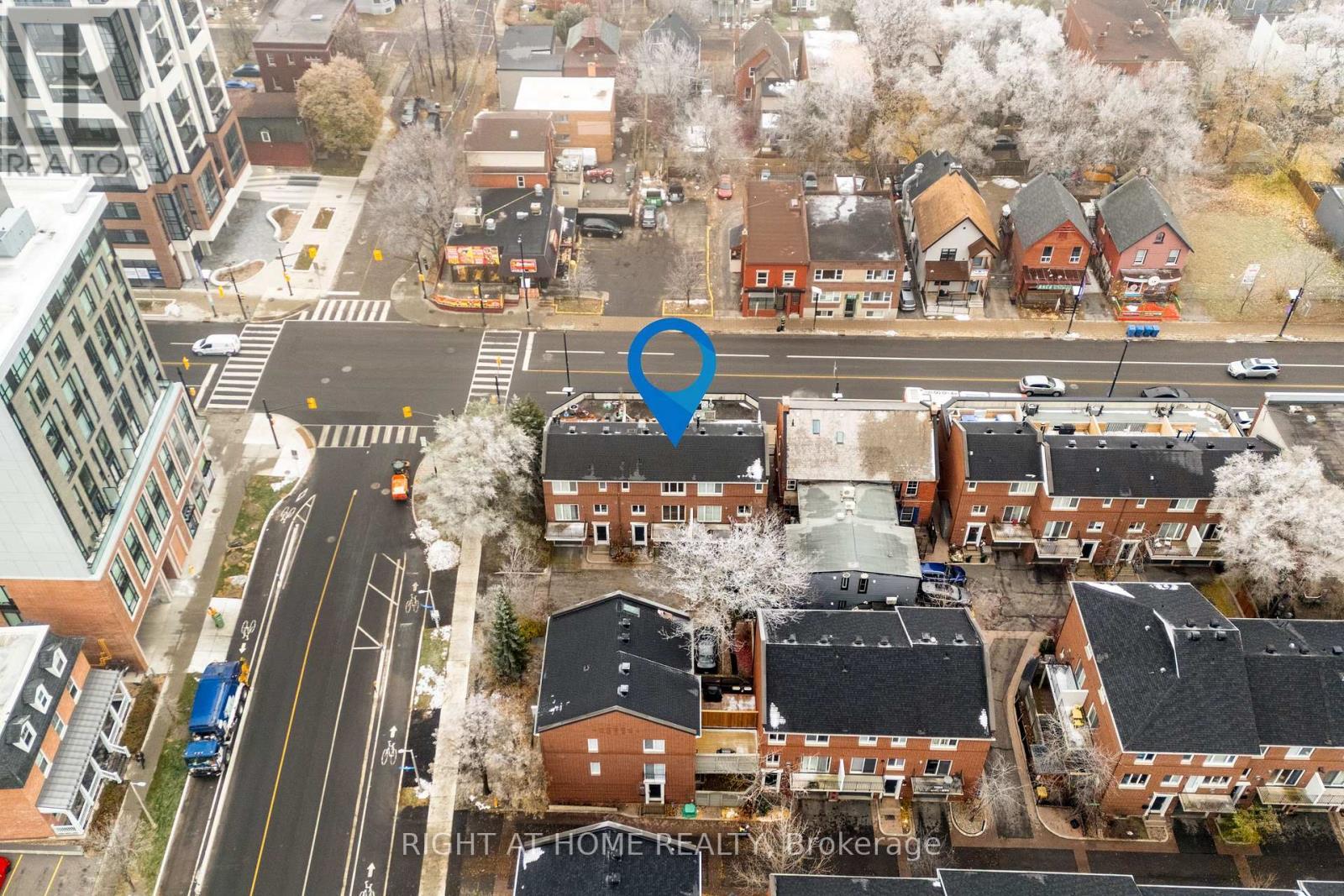 4 Thorburn Private, Ottawa, ON - Outdoor With View