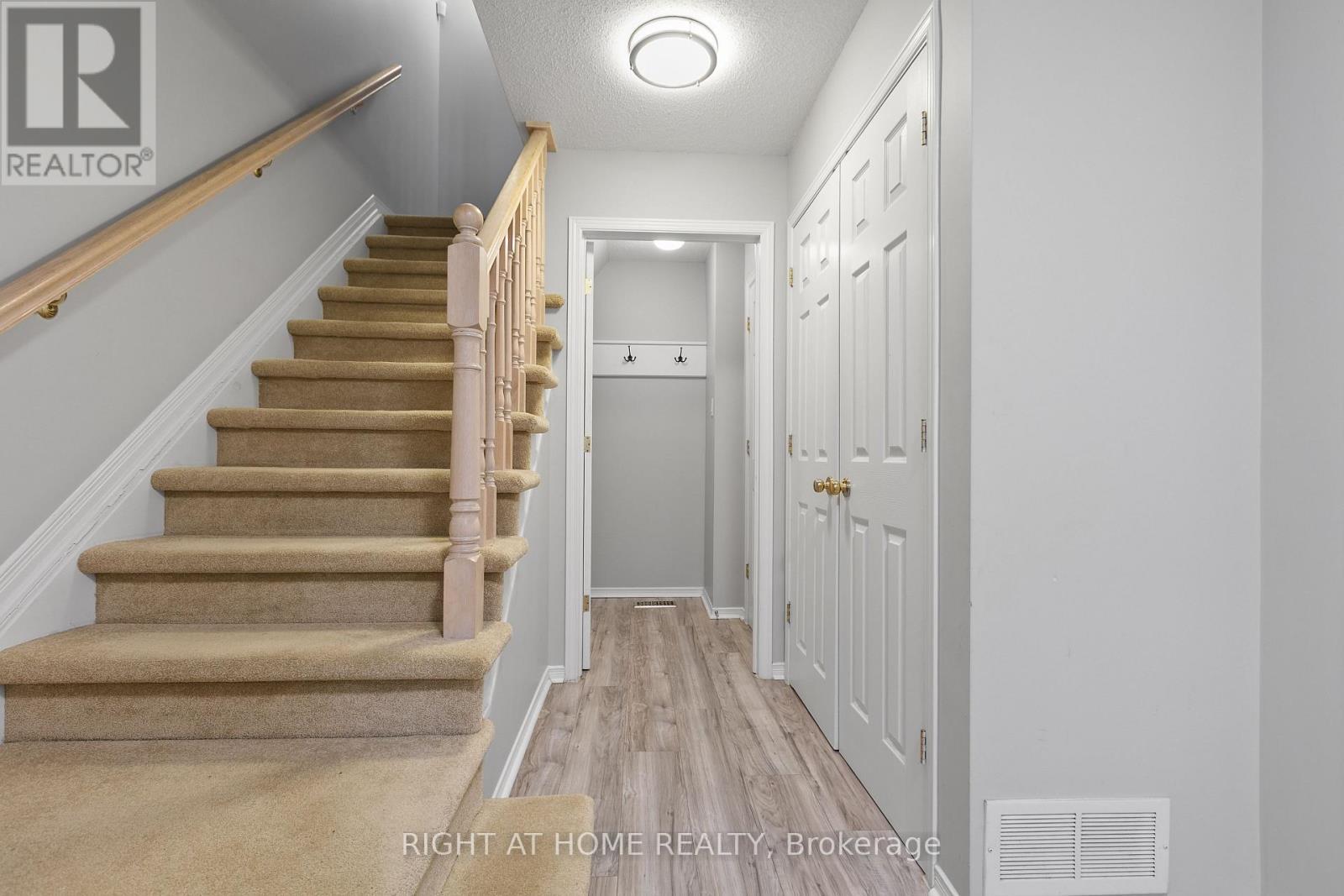 4 Thorburn Private, Ottawa, ON - Indoor Photo Showing Other Room