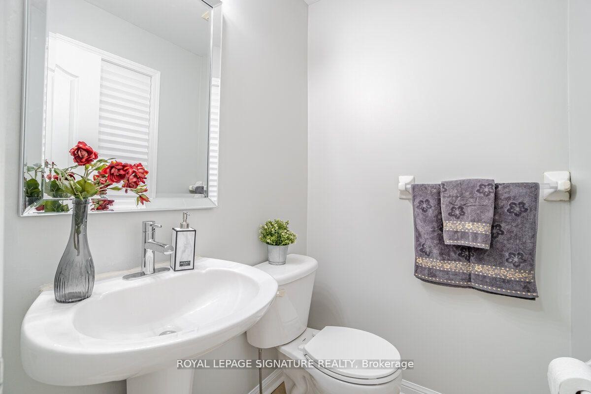 2291 Colbeck Street, Oakville, ON - Indoor Photo Showing Bathroom