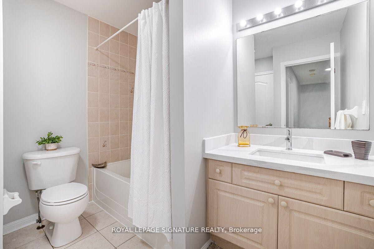 2291 Colbeck Street, Oakville, ON - Indoor Photo Showing Bathroom