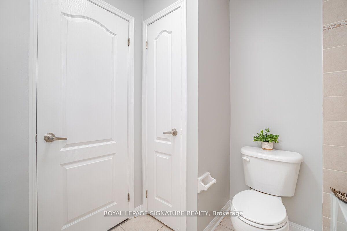 2291 Colbeck Street, Oakville, ON - Indoor Photo Showing Bathroom