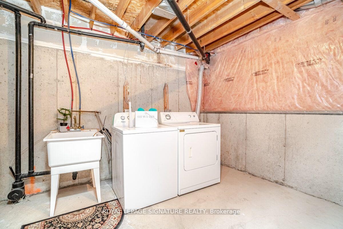2291 Colbeck Street, Oakville, ON - Indoor Photo Showing Laundry Room