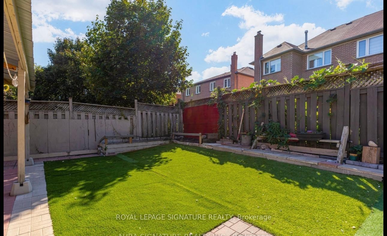 69 Alaskan Summit Court, Brampton, ON - Outdoor