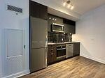 1639-135 Lower Sherbourne Street, Toronto, ON - Indoor Photo Showing Kitchen