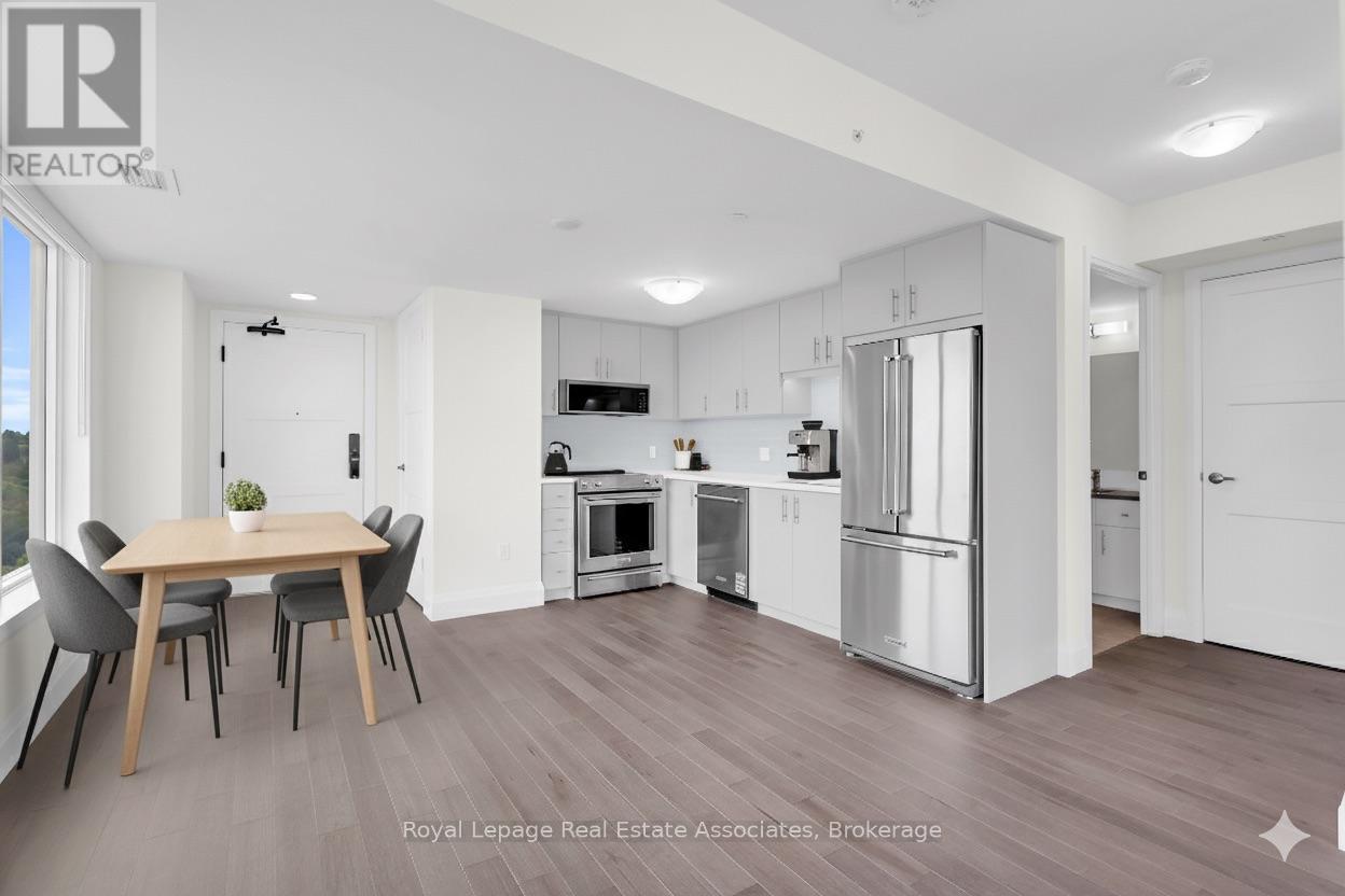 1212 - 93 Arthur Street S, Guelph, ON - Indoor