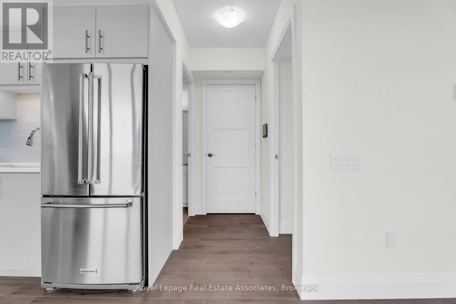 1212 - 93 Arthur Street S, Guelph, ON - Indoor