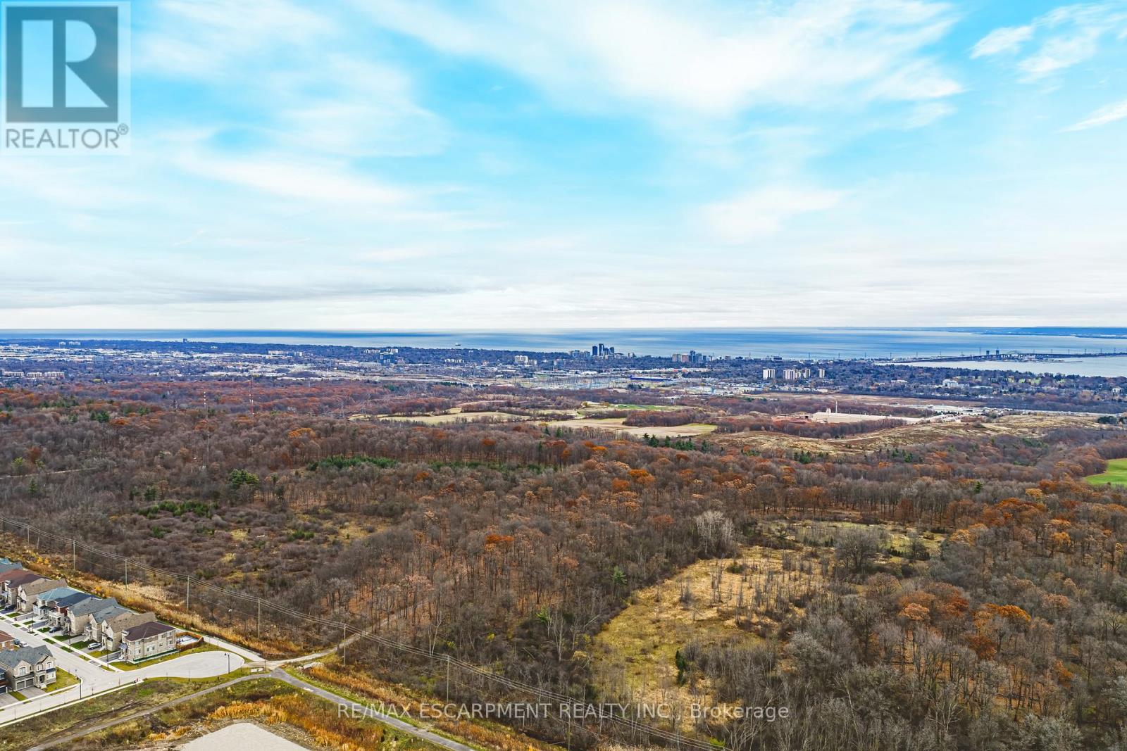 60 Golden Hawk Drive, Hamilton, ON - Outdoor With View