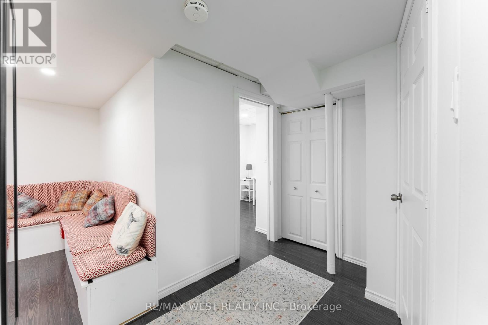 721 Acadia Drive, Hamilton, ON - Indoor Photo Showing Other Room