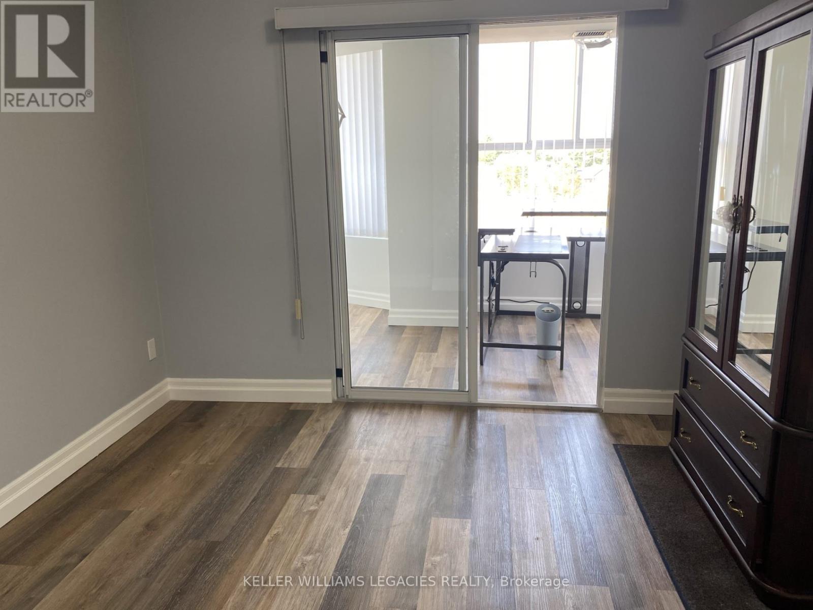 Bedroom - 402 - 7 Gale Crescent, St. Catharines, ON - Indoor Photo Showing Other Room