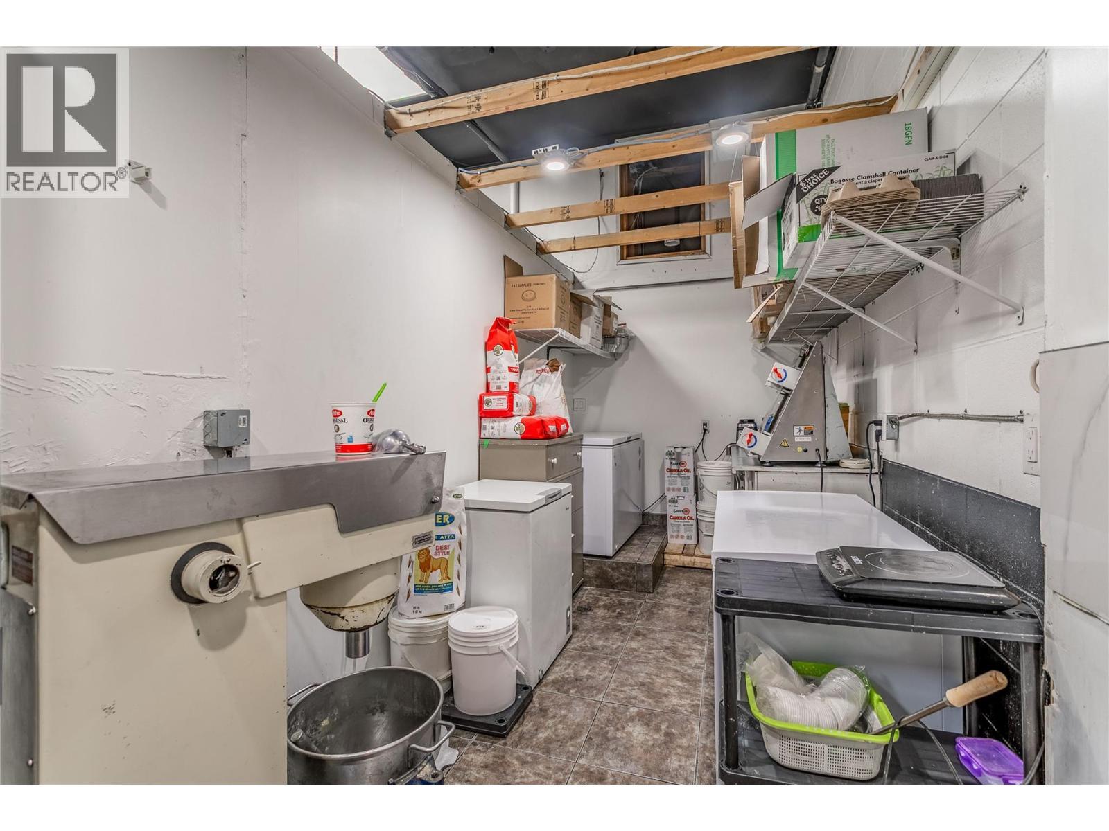 325 Gray Road Unit# C, Kelowna, BC