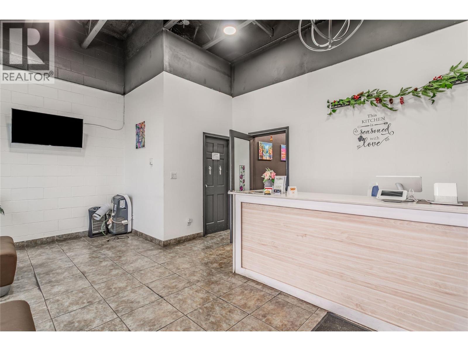 325 Gray Road Unit# C, Kelowna, BC