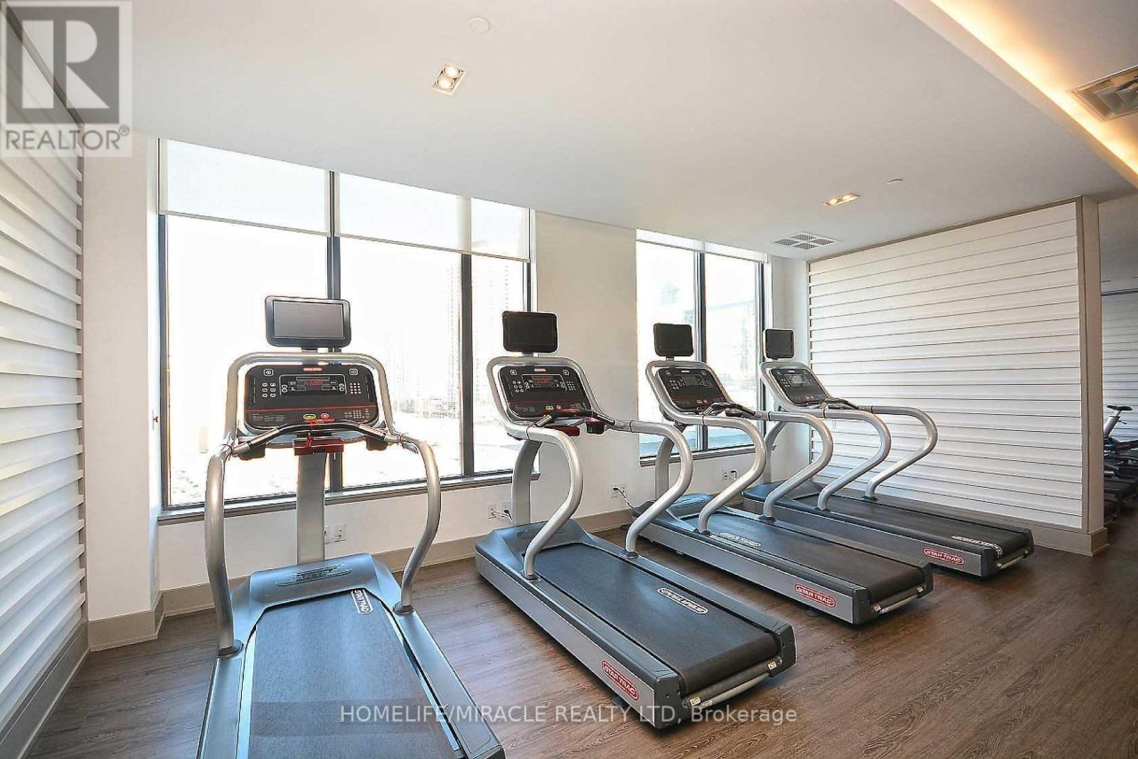 3708 - 510 Curran Place, Mississauga, ON - Indoor Photo Showing Gym Room