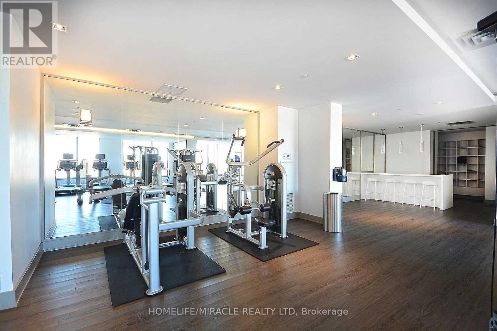 3708 - 510 Curran Place, Mississauga, ON - Indoor Photo Showing Gym Room