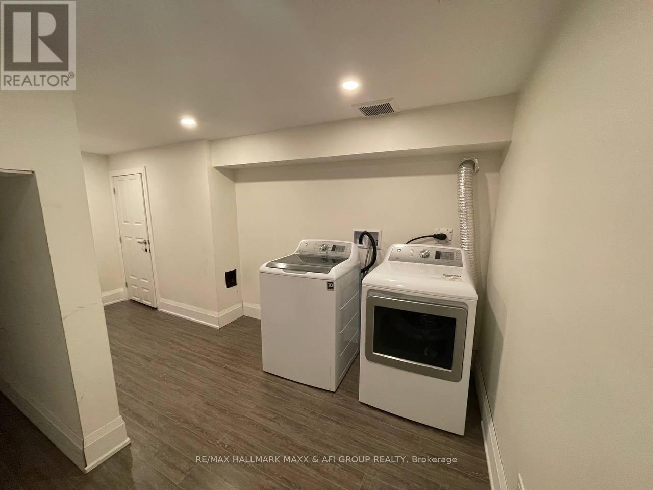 Bsmt - 3869 Mayla Drive E, Mississauga, ON - Indoor Photo Showing Laundry Room