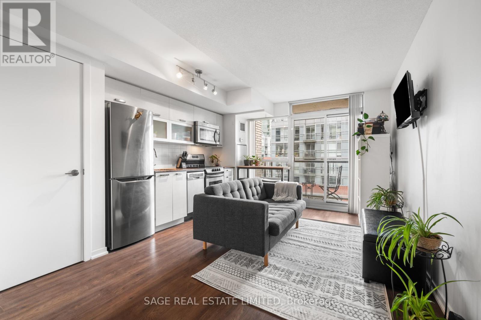 710 - 68 Abell Street, Toronto, ON - Indoor