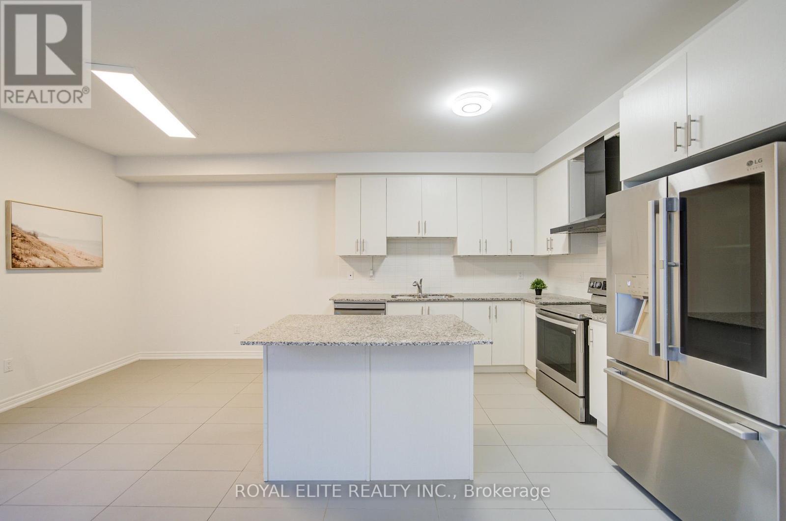 51 Albert Lewis Street, Markham, ON - Indoor Photo Showing Kitchen