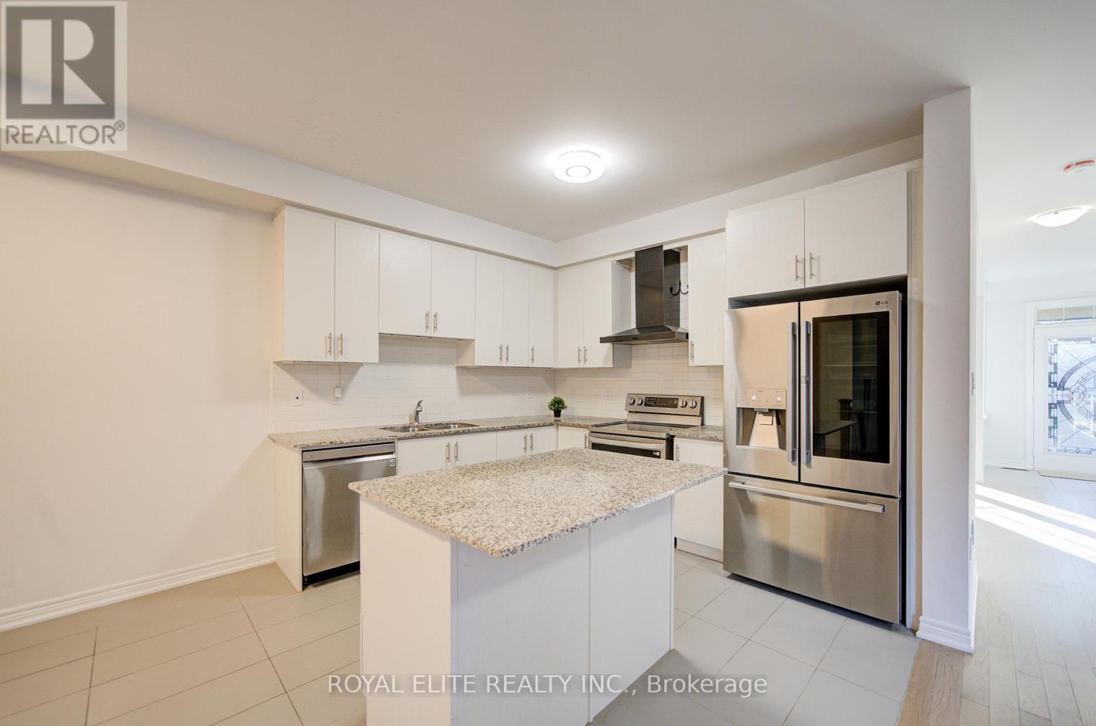 51 Albert Lewis Street, Markham, ON - Indoor Photo Showing Kitchen With Double Sink