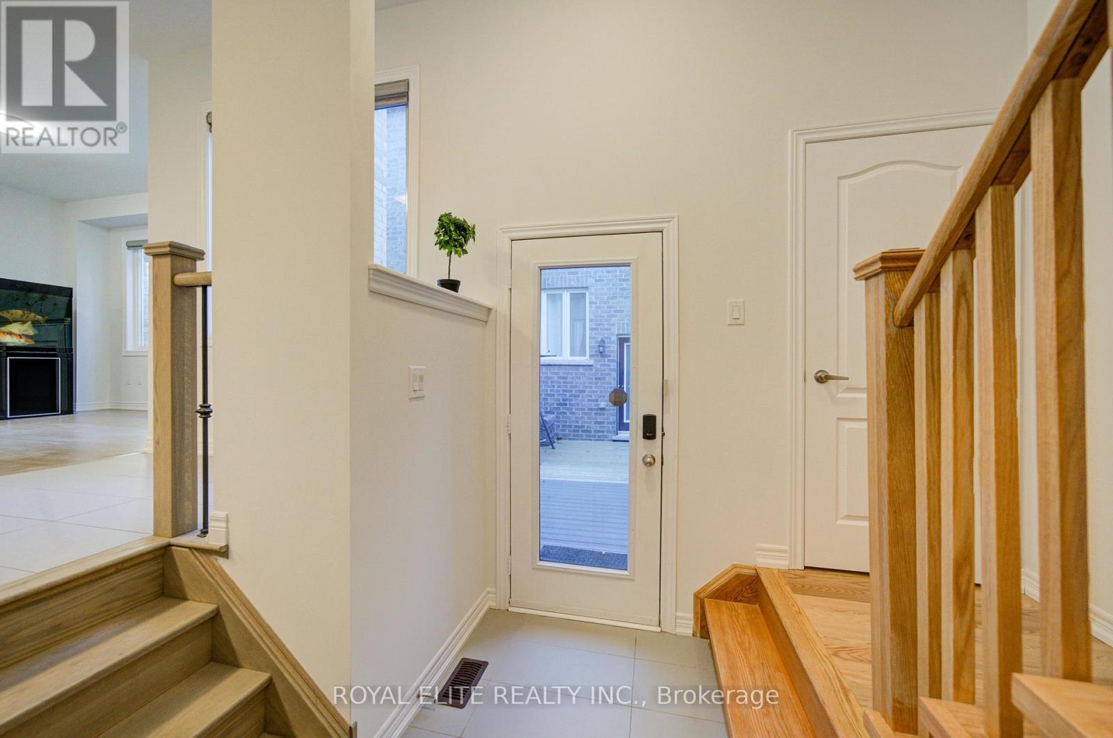 51 Albert Lewis Street, Markham, ON - Indoor Photo Showing Other Room