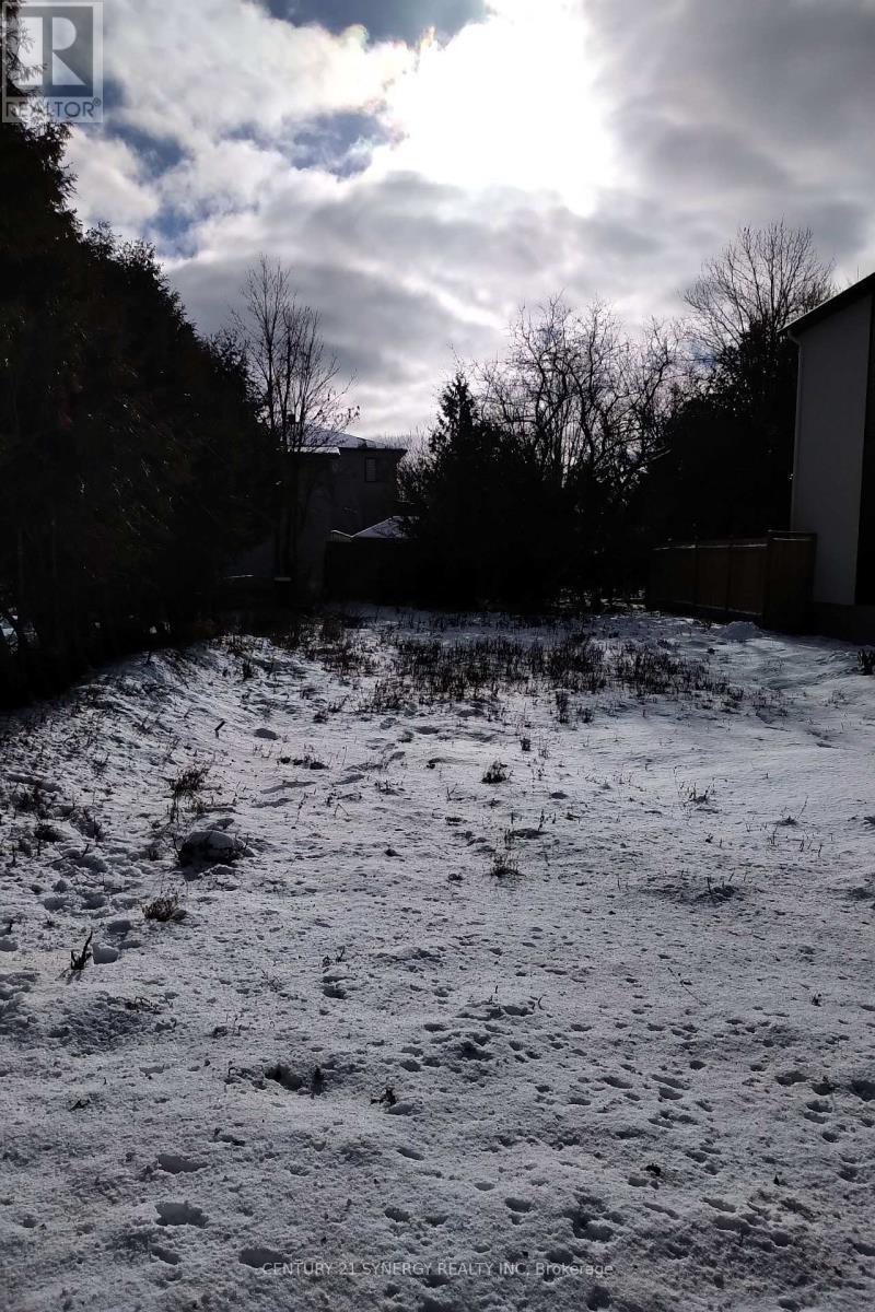 1544 Kilborn Avenue, Ottawa, ON