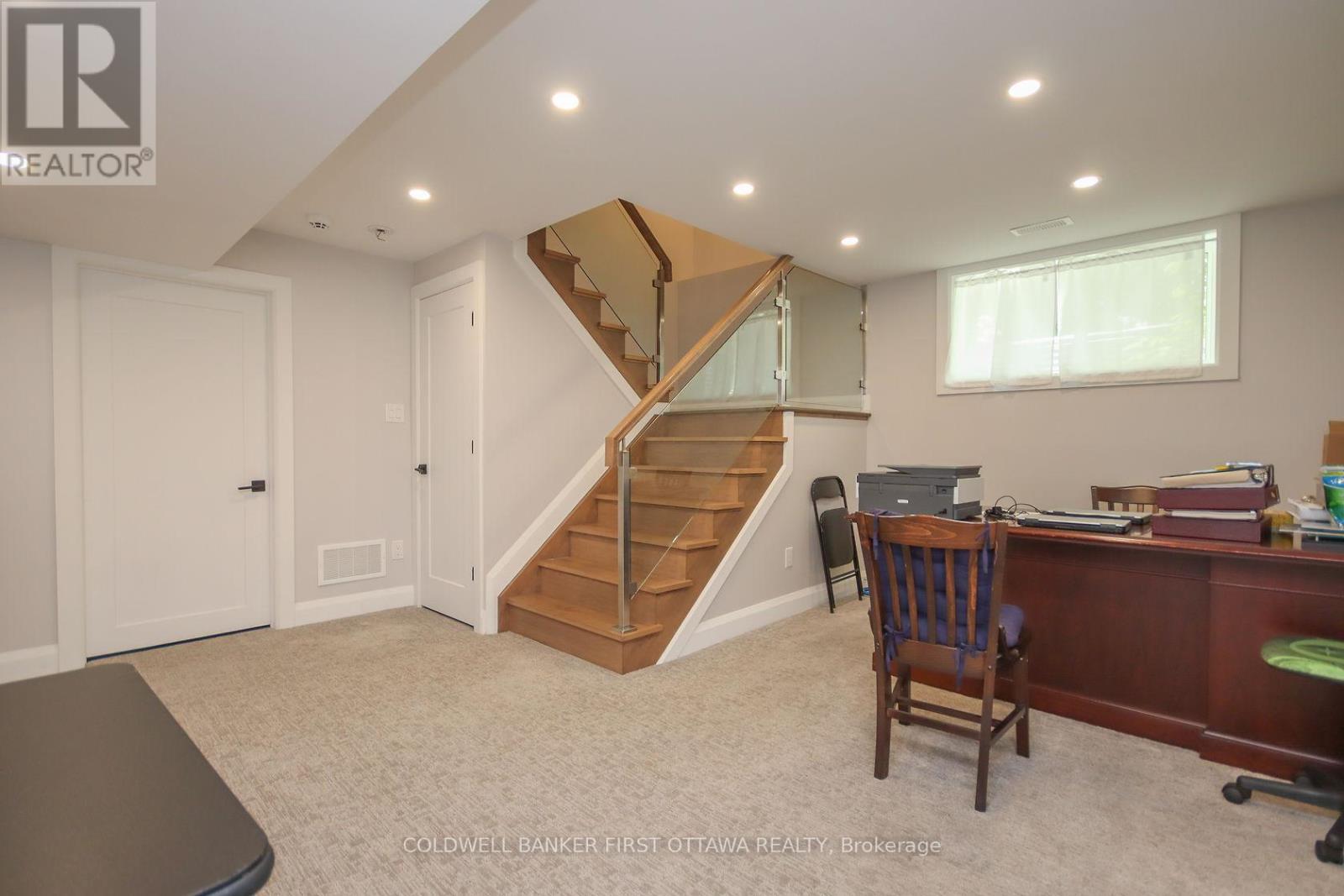 165 Wesley Avenue, Ottawa, ON - Indoor Photo Showing Office