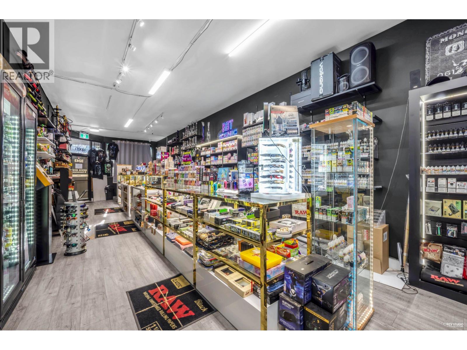 3243 W Broadway, Vancouver, BC