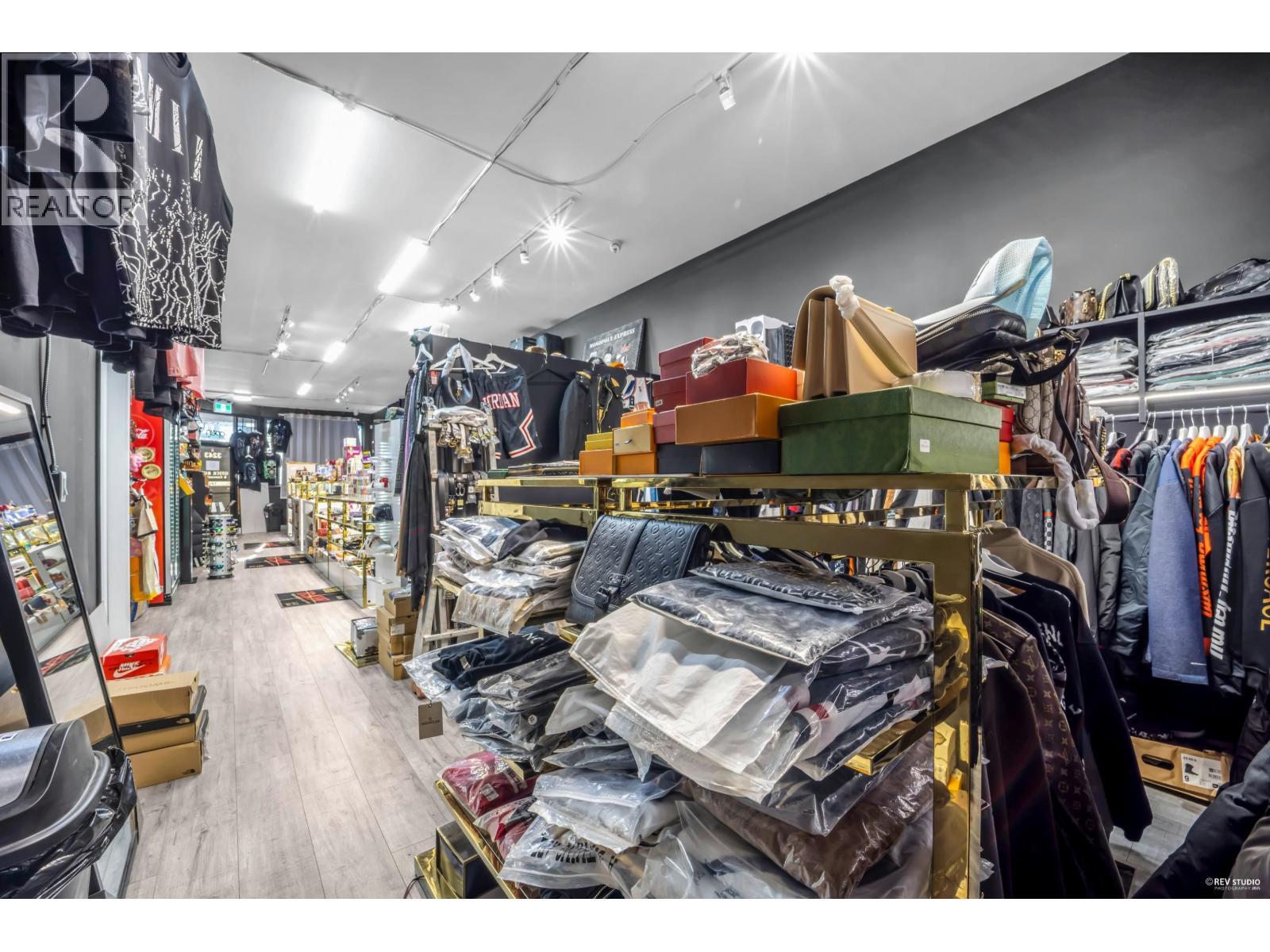 3243 W Broadway, Vancouver, BC