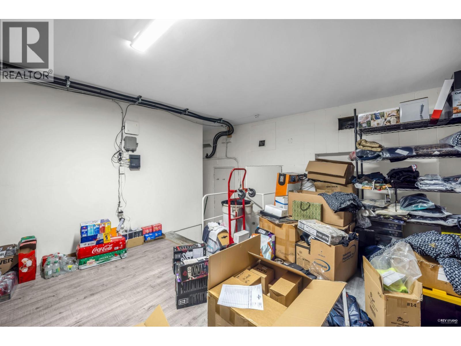 3243 W Broadway, Vancouver, BC