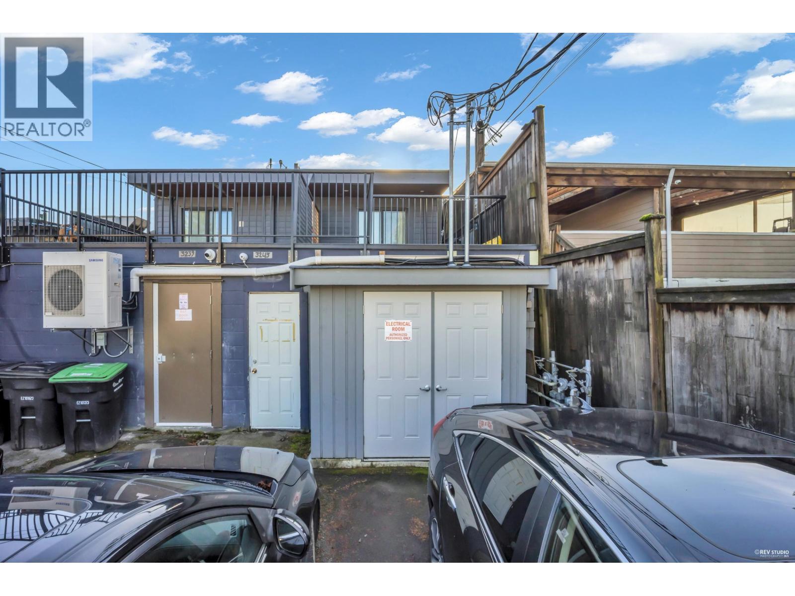 3243 W Broadway, Vancouver, BC