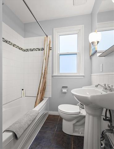 901 Dominion St, Winnipeg, MB