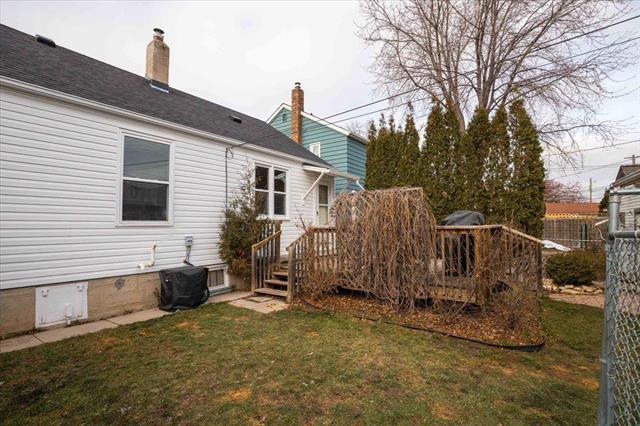 901 Dominion St, Winnipeg, MB