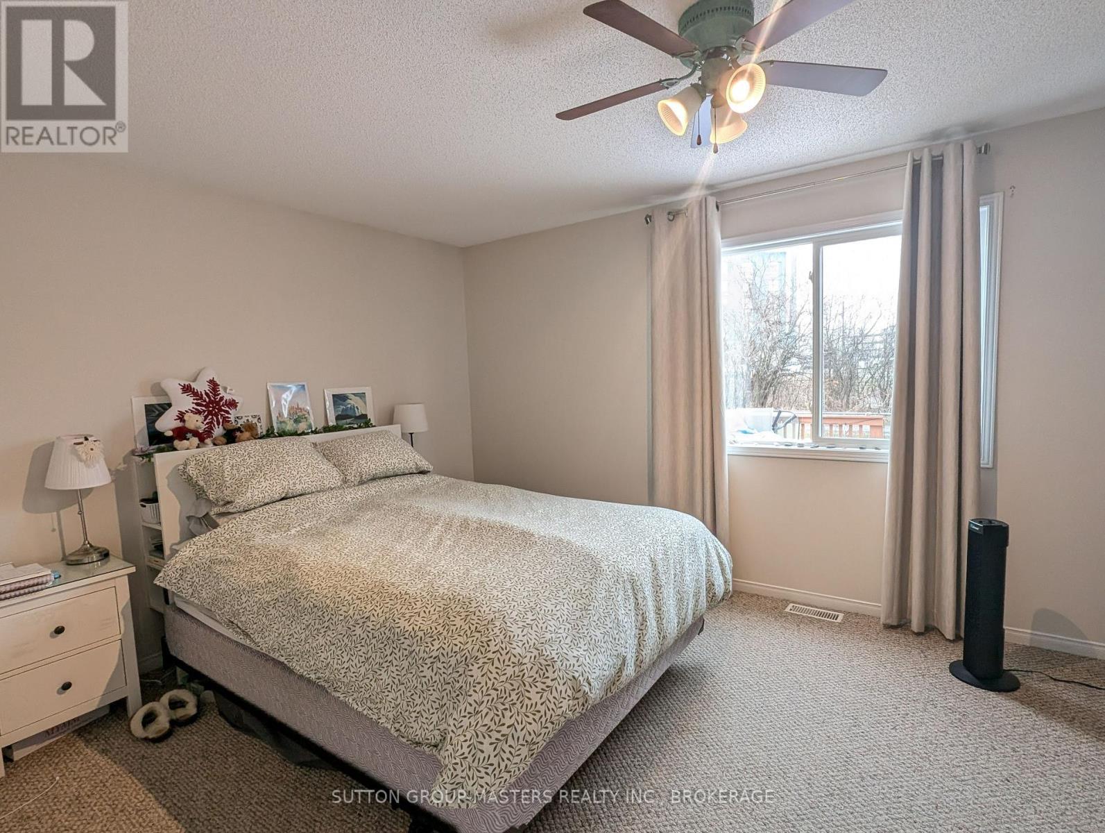 544 Freeman Crescent, Kingston (Kingston East (Incl Barret Crt)), ON - Indoor Photo Showing Bedroom