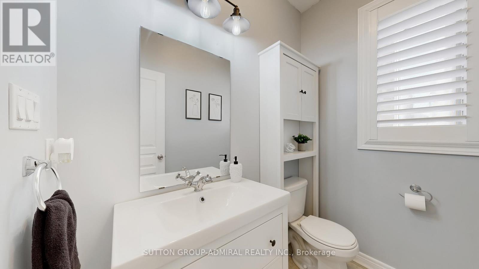 6 Andreeta Drive, Vaughan, ON - Indoor Photo Showing Bathroom