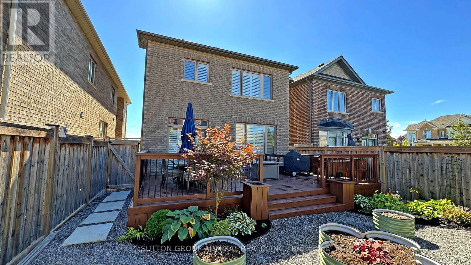 6 Andreeta Drive, Vaughan, ON - Outdoor With Deck Patio Veranda