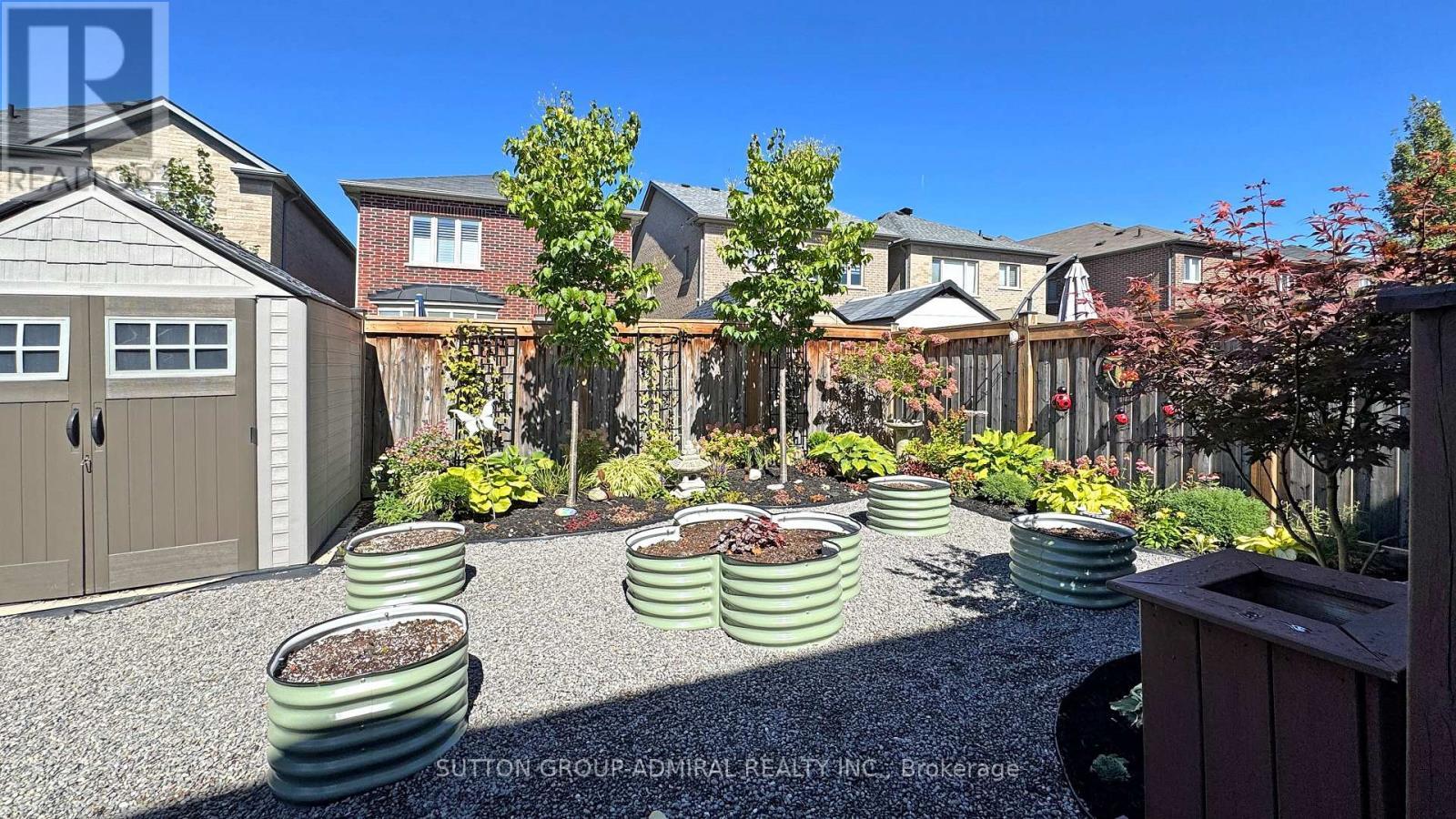 6 Andreeta Drive, Vaughan, ON - Outdoor