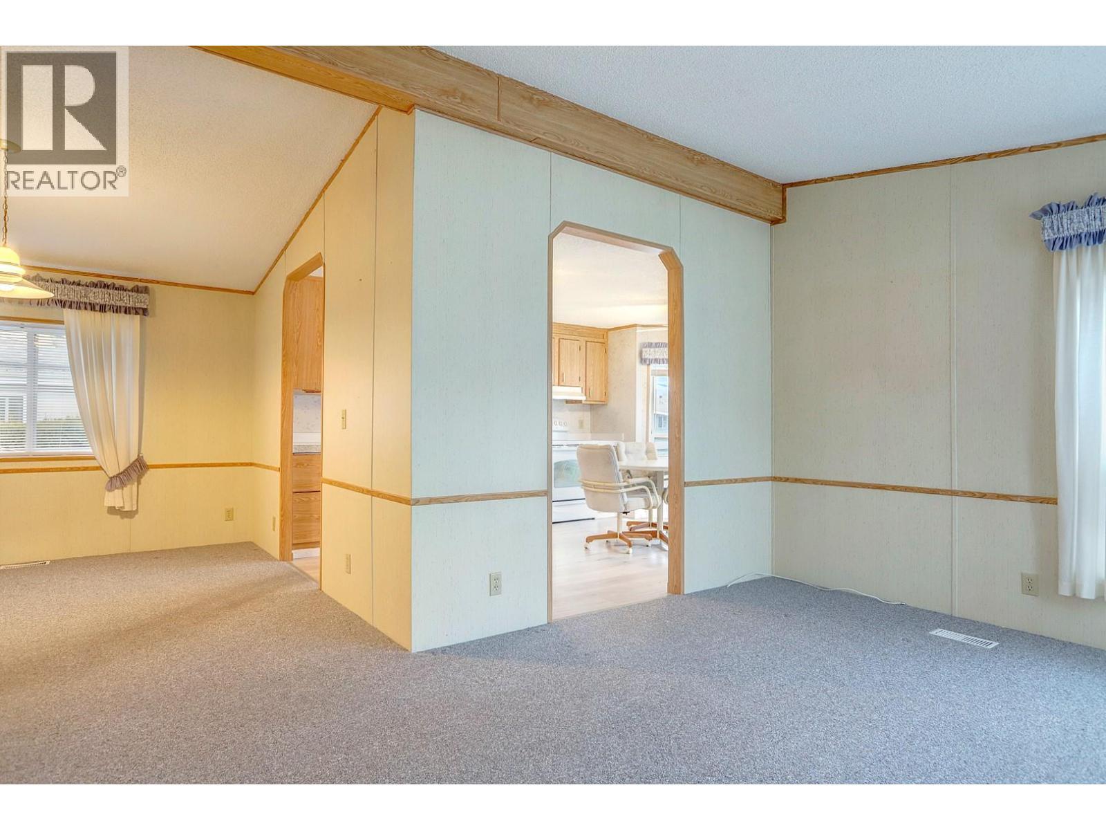 6710 Tronson Road Unit# 208, Vernon, BC