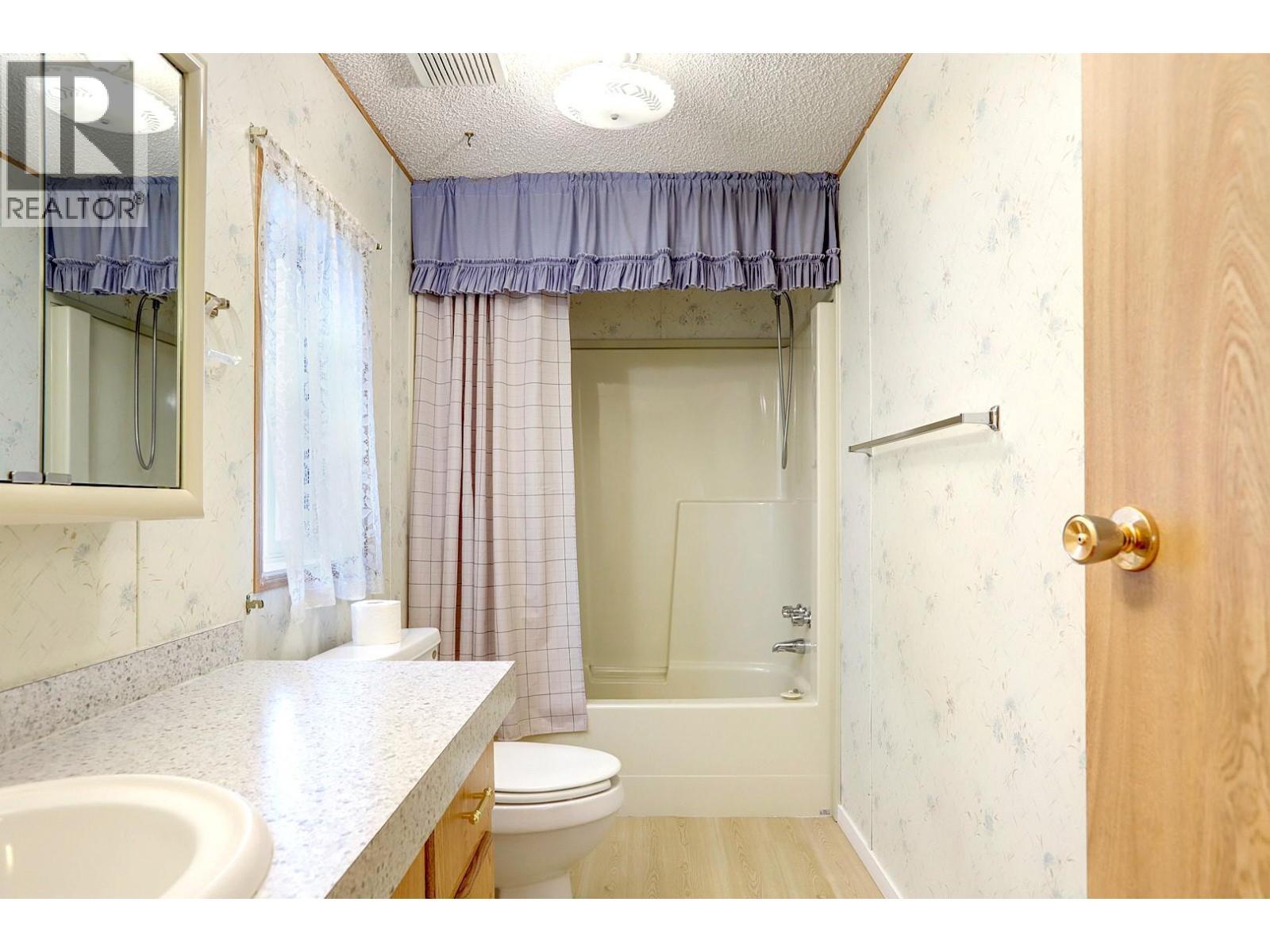 6710 Tronson Road Unit# 208, Vernon, BC