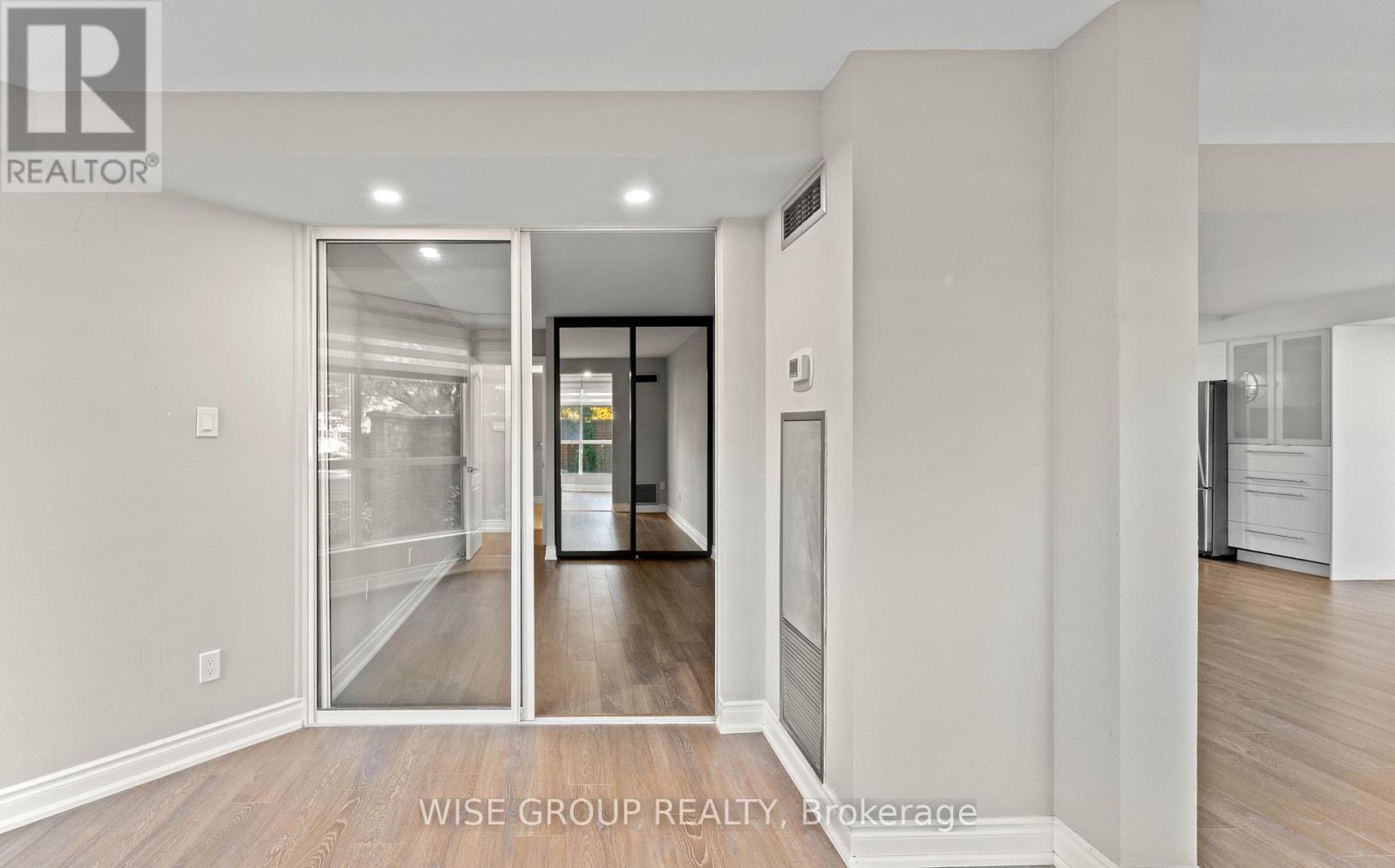 113 - 5 Weldrick Road W, Richmond Hill, ON - Indoor Photo Showing Other Room