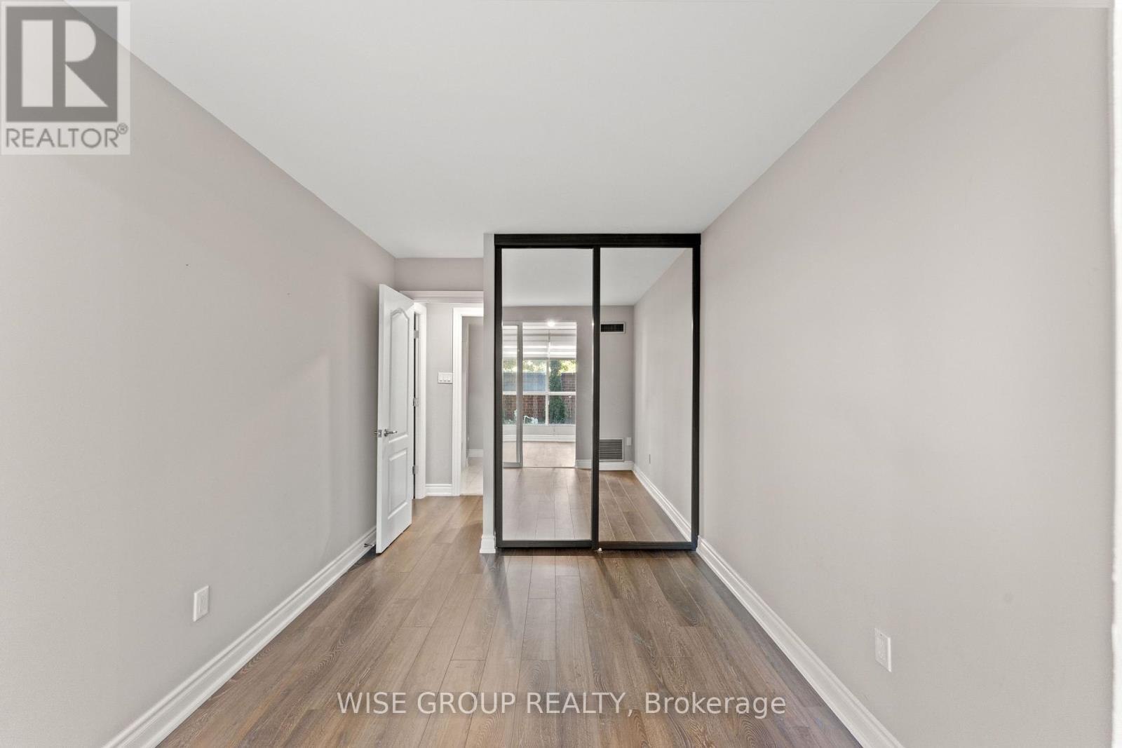 113 - 5 Weldrick Road W, Richmond Hill, ON - Indoor Photo Showing Other Room