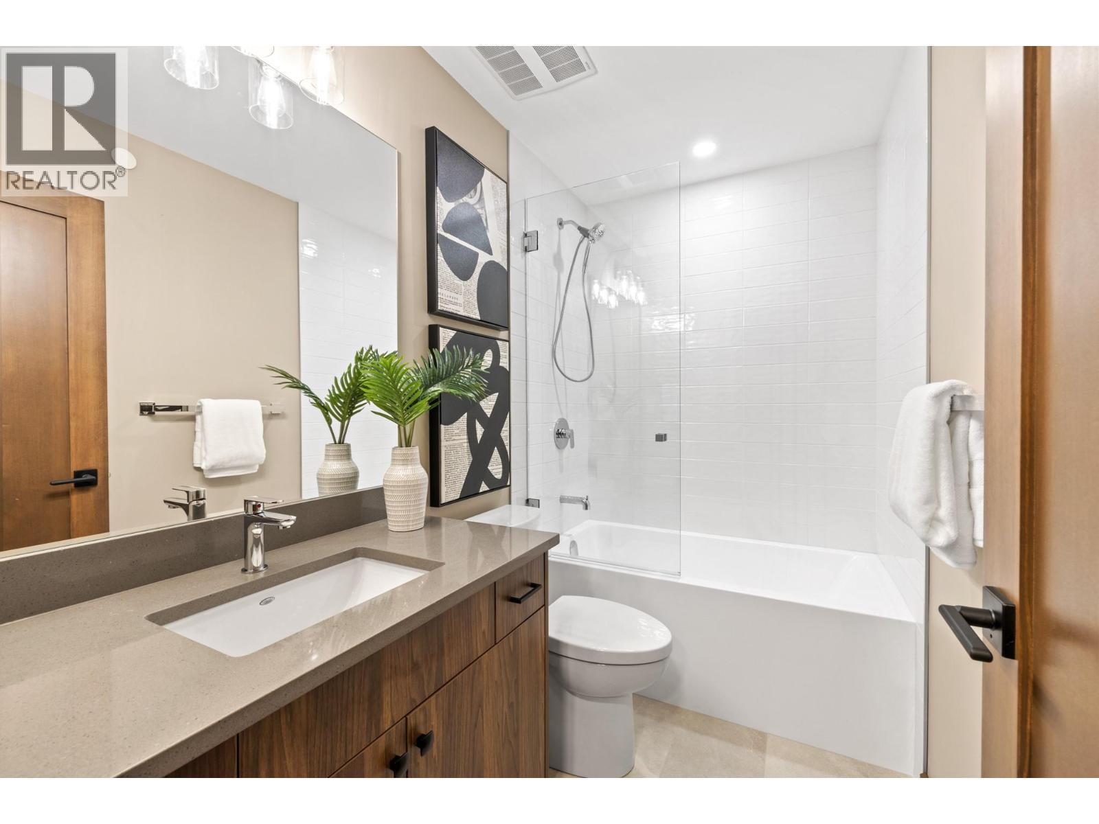 2nd Floor - 255 Feathertop Way Unit# 89, Big White, BC - Indoor Photo Showing Bathroom