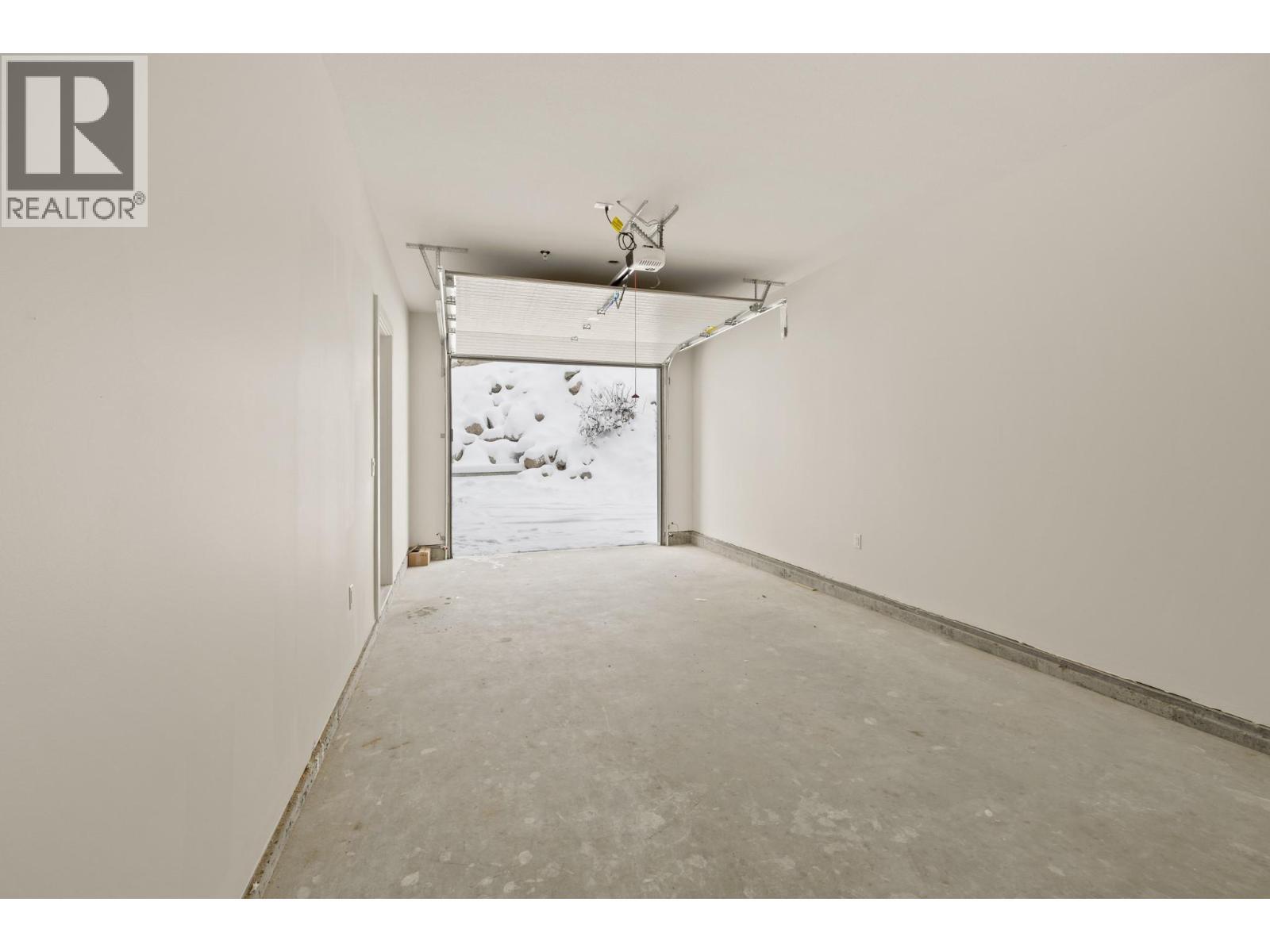 Garage #1 - 255 Feathertop Way Unit# 89, Big White, BC - Indoor