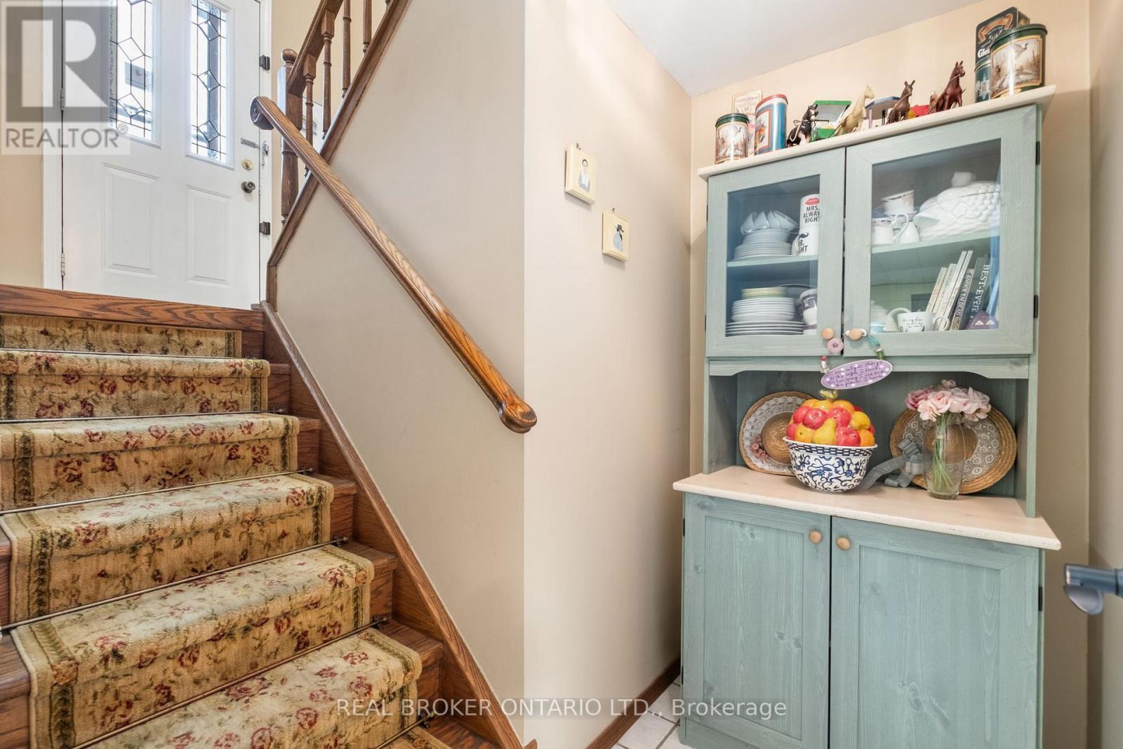 6891 Shelter Bay Road, Mississauga, ON - Indoor Photo Showing Other Room