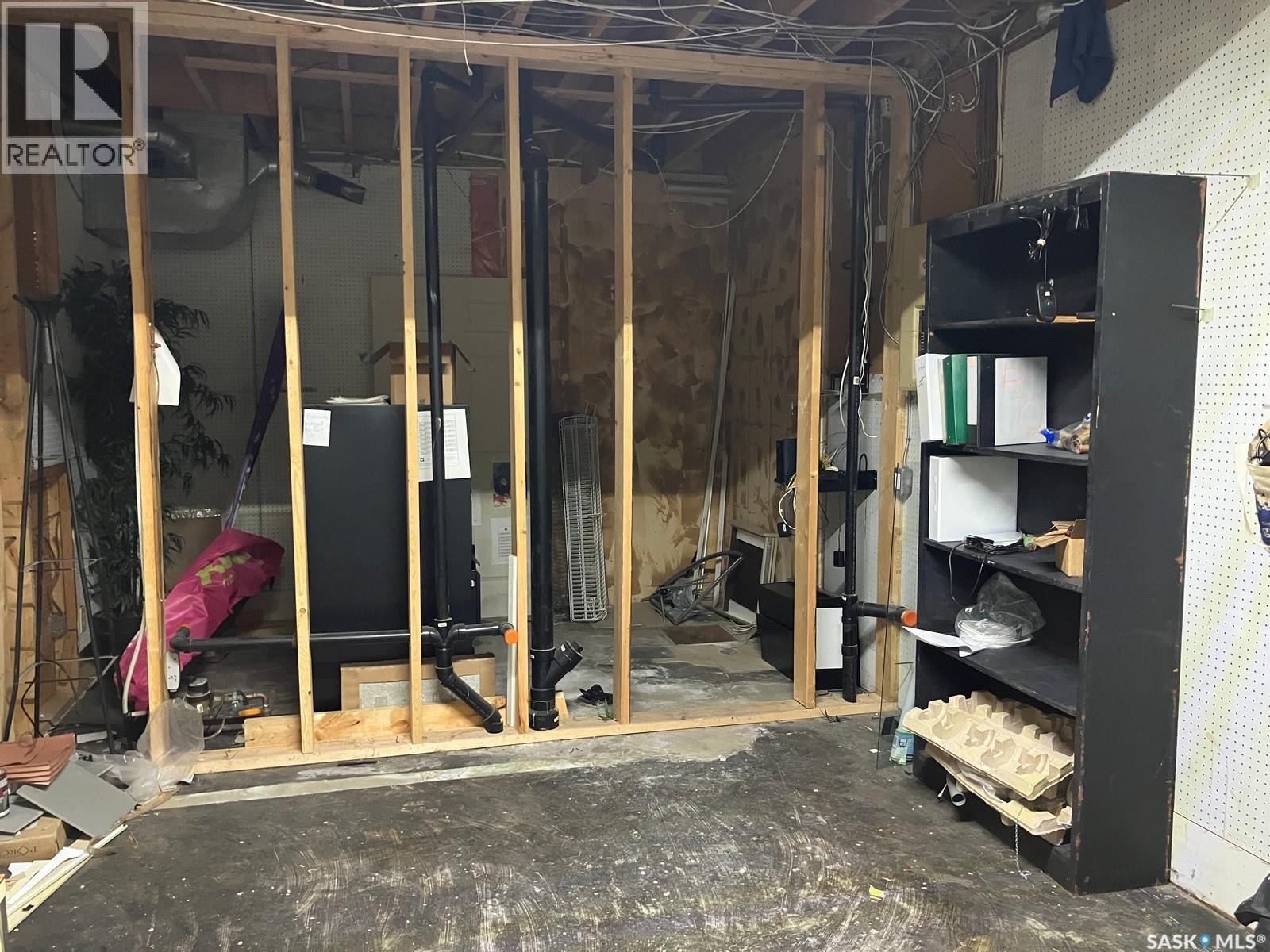 105 1St Avenue E, Nipawin, SK