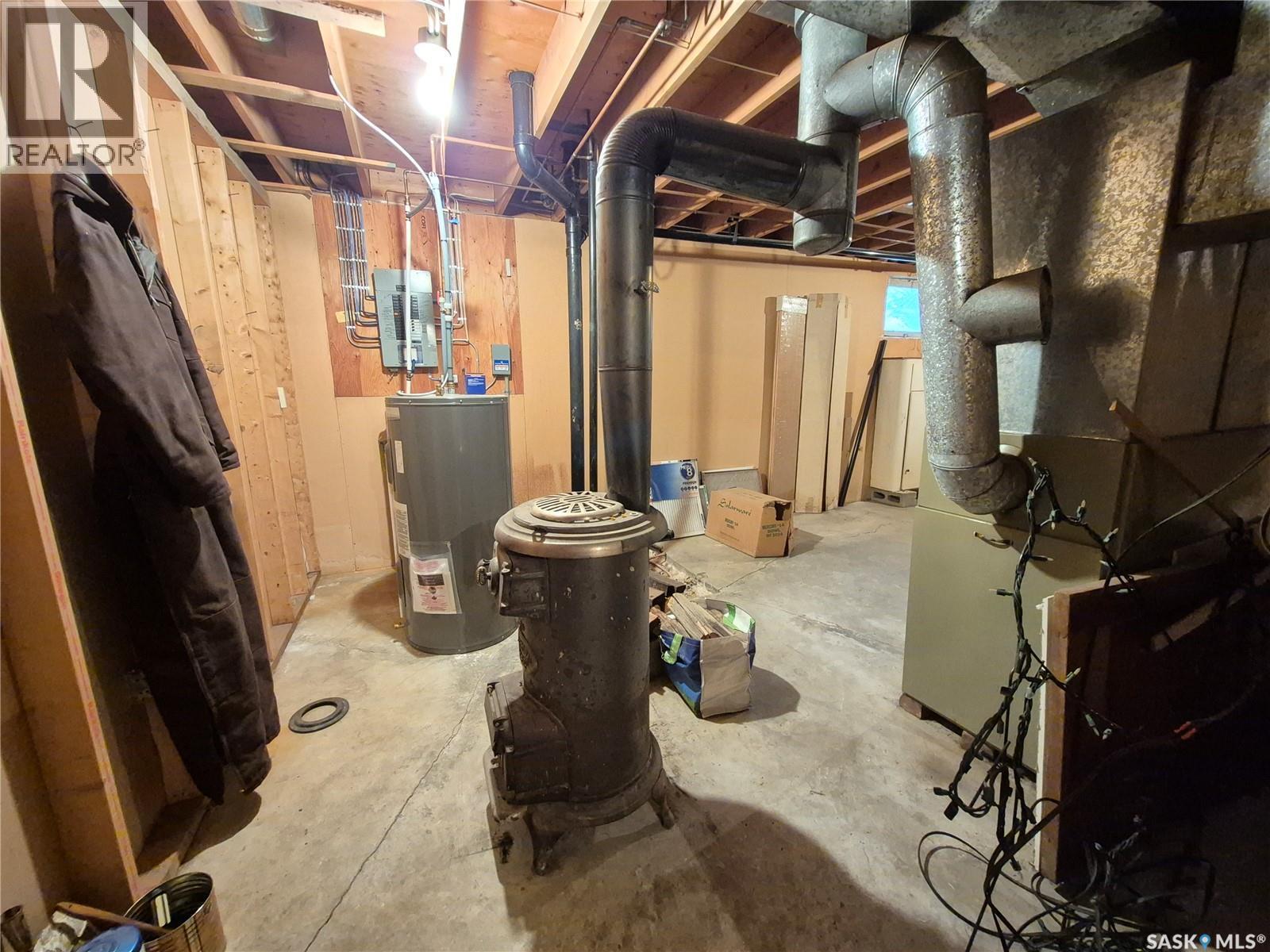 Glasnevin Property, Key West Rm No. 70, SK - Indoor Photo Showing Basement