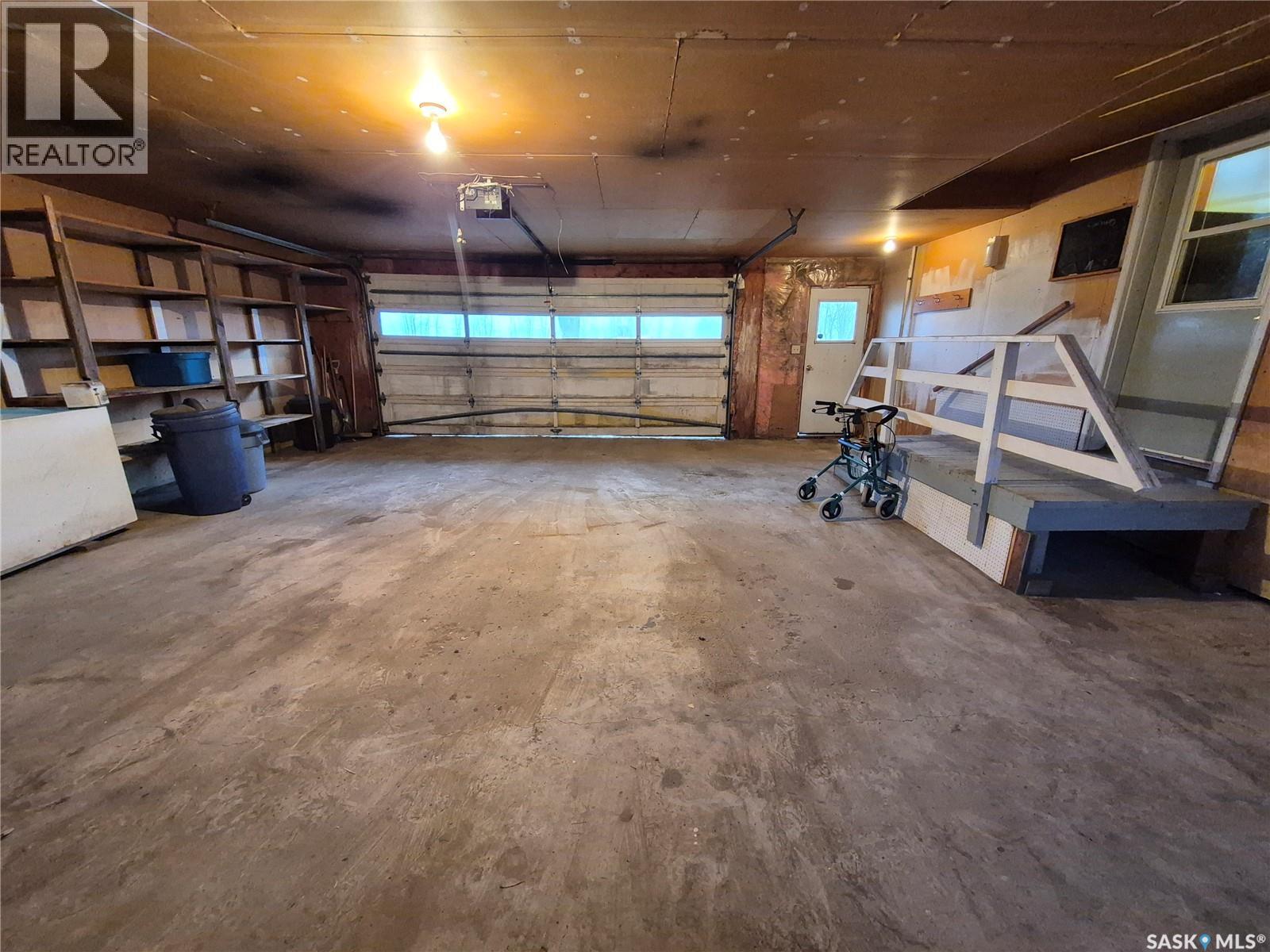 Glasnevin Property, Key West Rm No. 70, SK - Indoor Photo Showing Garage