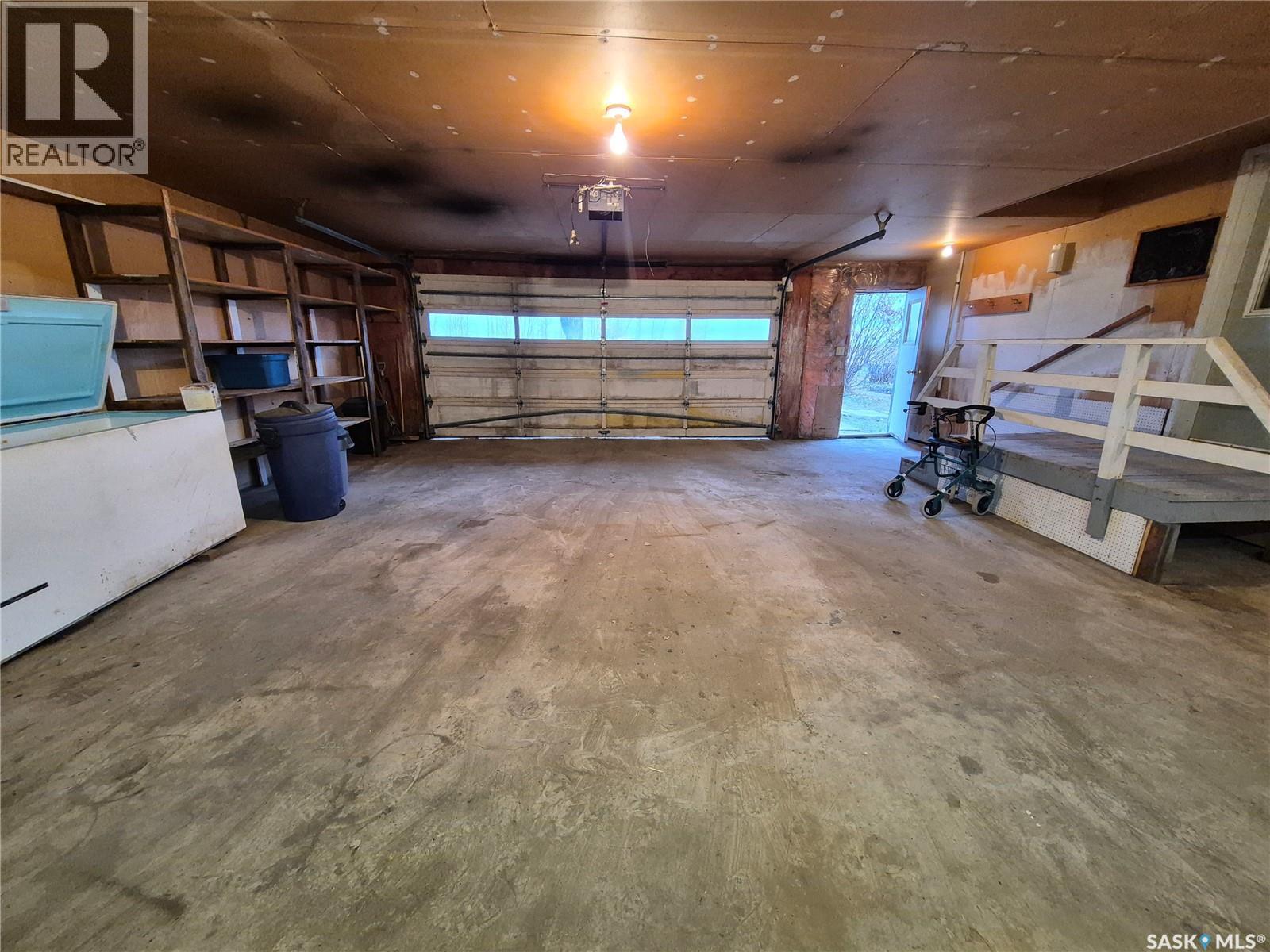 Glasnevin Property, Key West Rm No. 70, SK - Indoor Photo Showing Garage