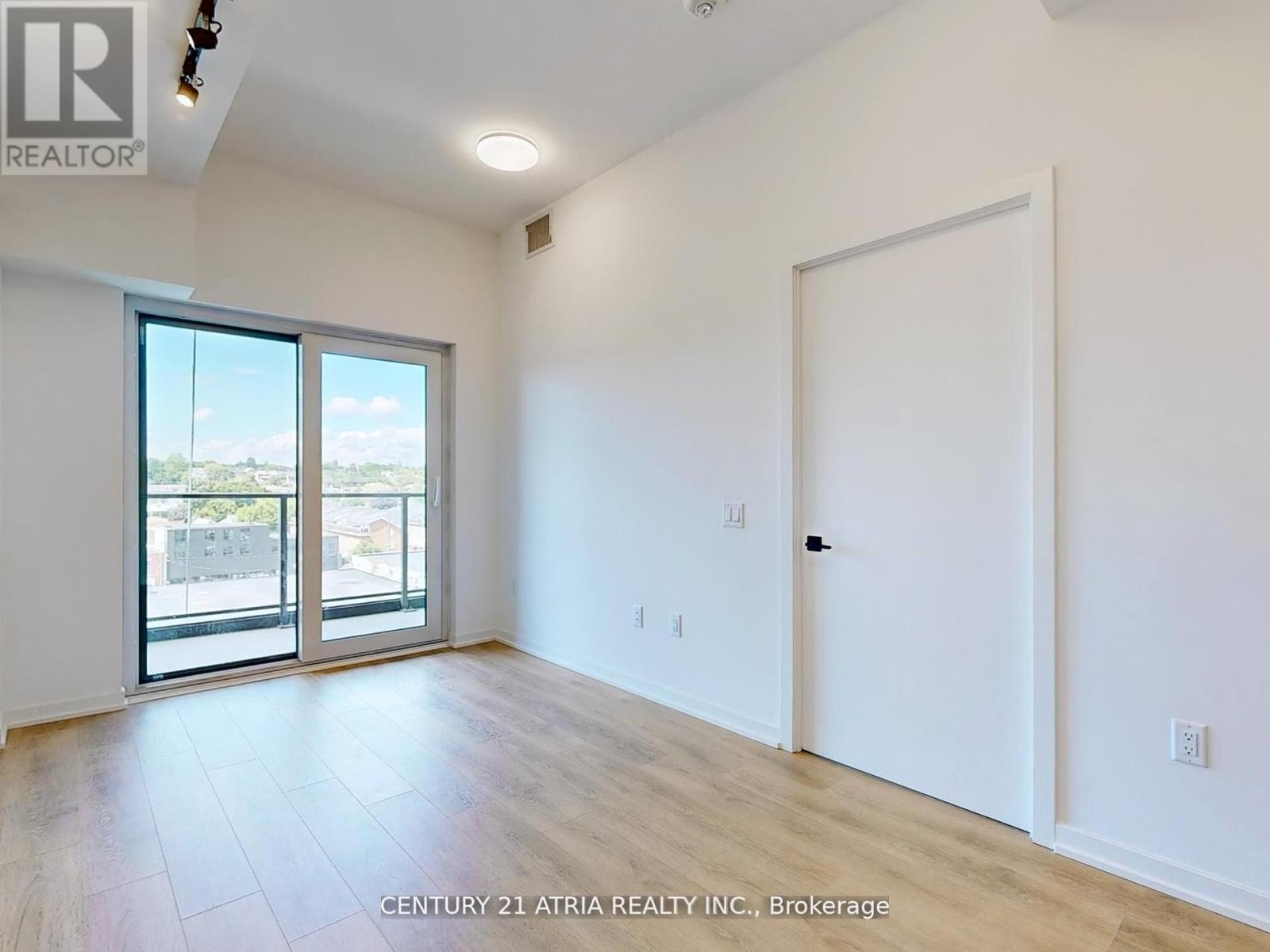 605 - 1285 Dupont Street, Toronto, ON - Indoor Photo Showing Other Room