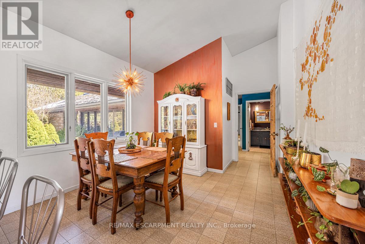 302783 Douglas Street, West Grey, ON - Indoor Photo Showing Dining Room