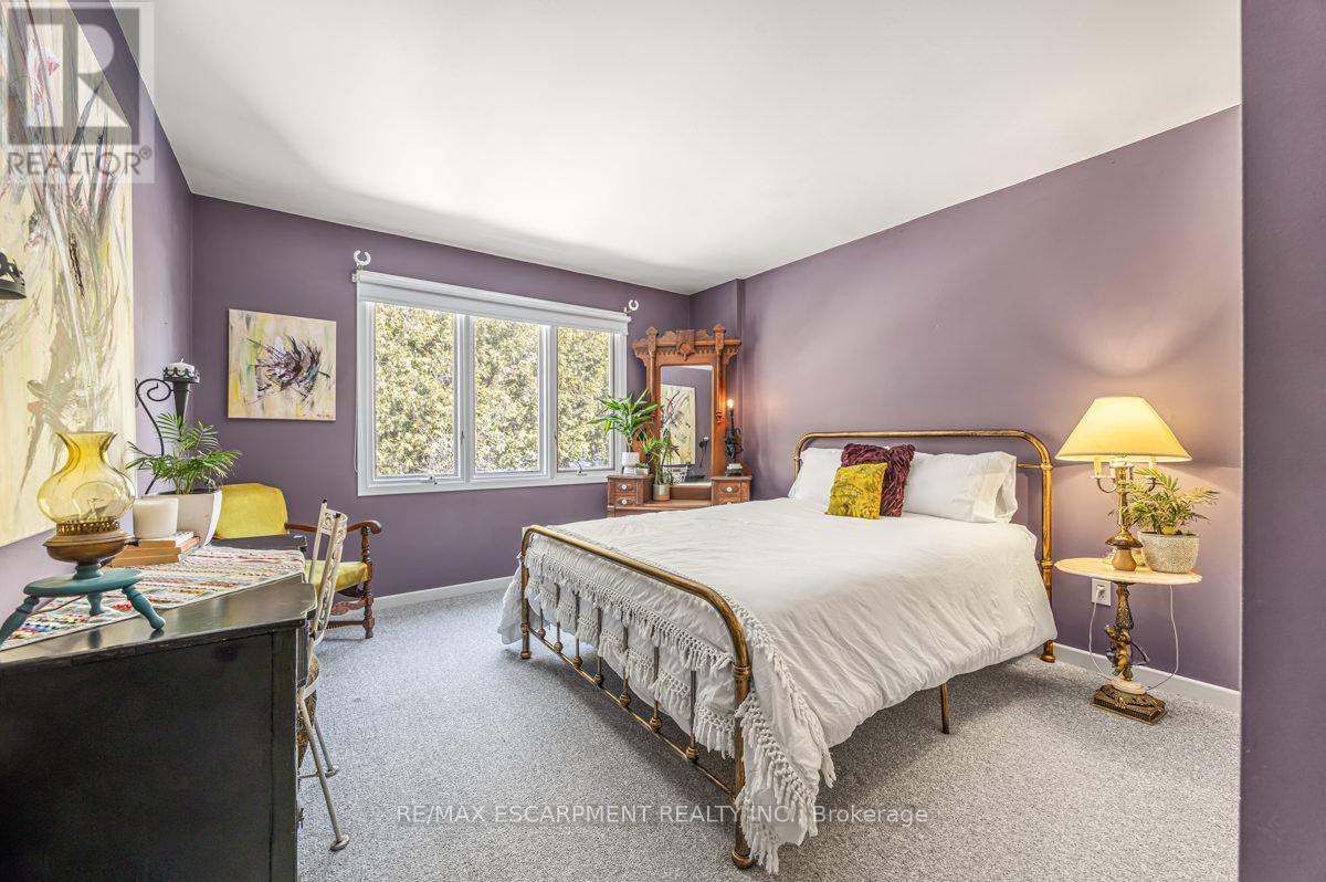 302783 Douglas Street, West Grey, ON - Indoor Photo Showing Bedroom